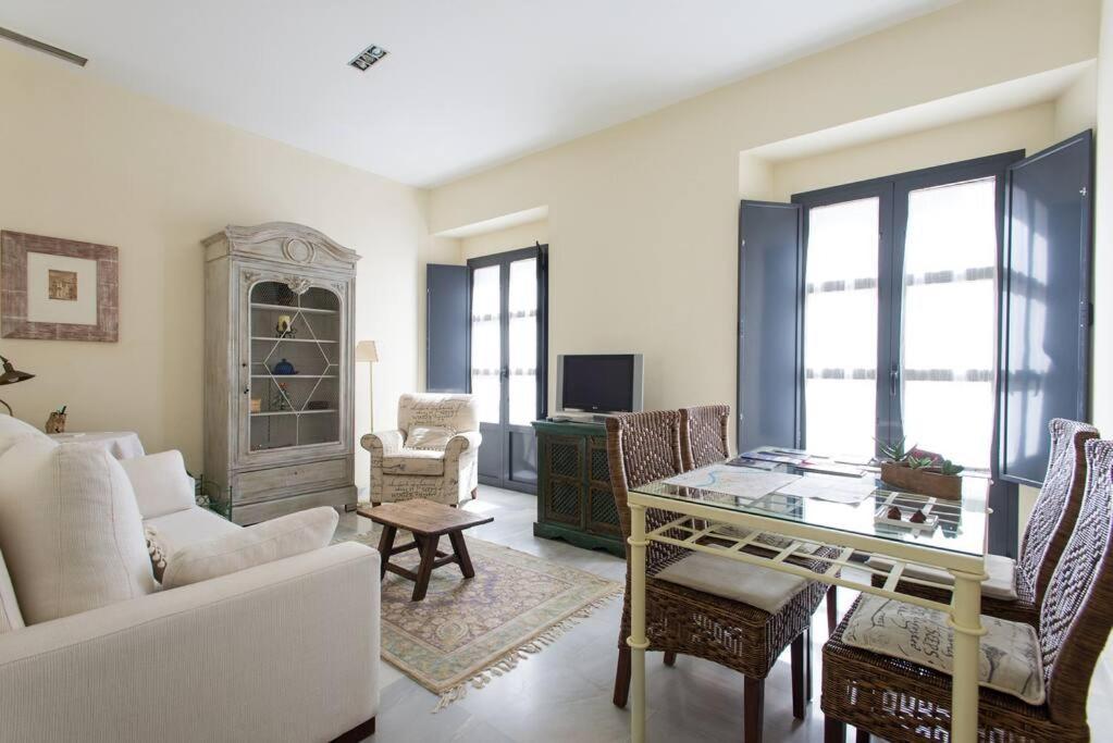 Apt. Sierpes-Cuna, Wifi, Hvac — Photos 3